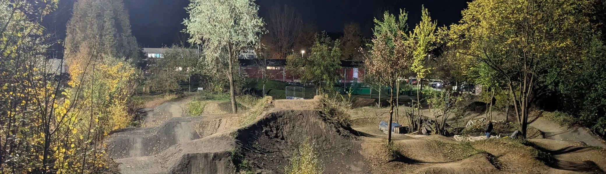 Bikepark Schorndorf Flutlicht | © Lars Fersterra